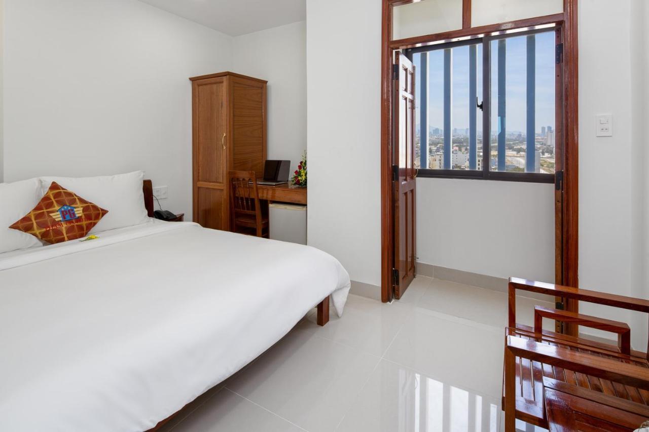 Hotel Khach San Pham Gia Đà Nẵng Exterior foto
